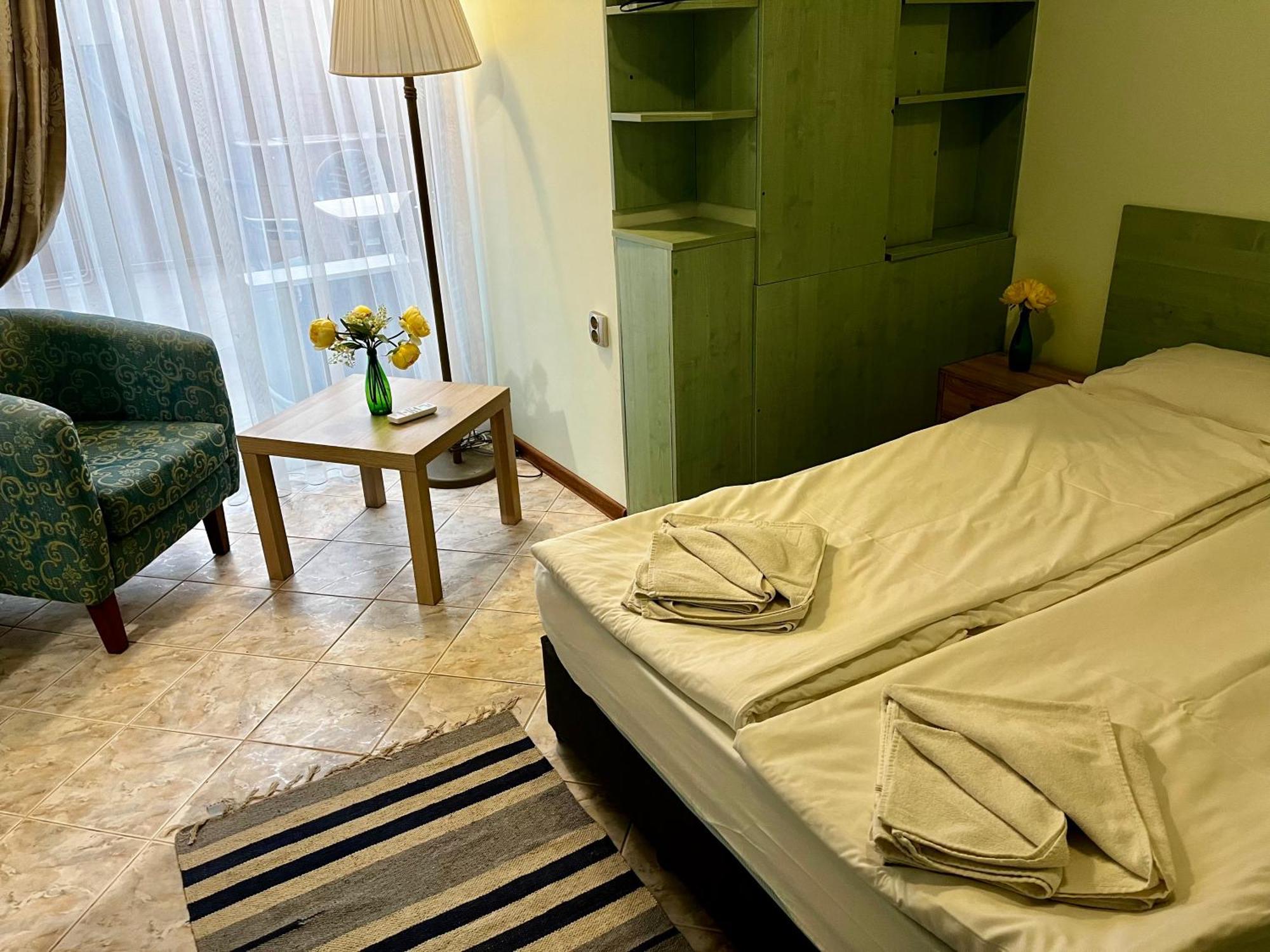 Green Central Apartment Warna Exterior foto